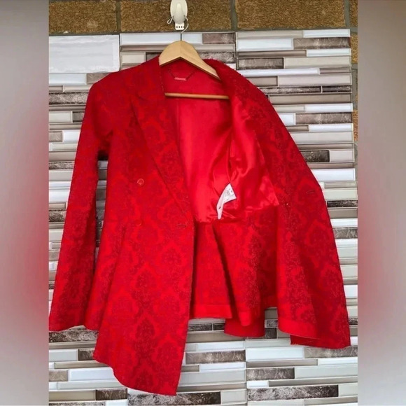 Givenchy Red Jacquard Double Breast Blazer
Size 6" - Picture 10 of 15